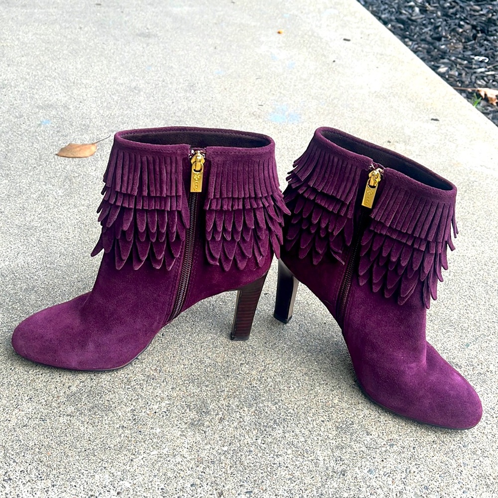 Purple boots 💜